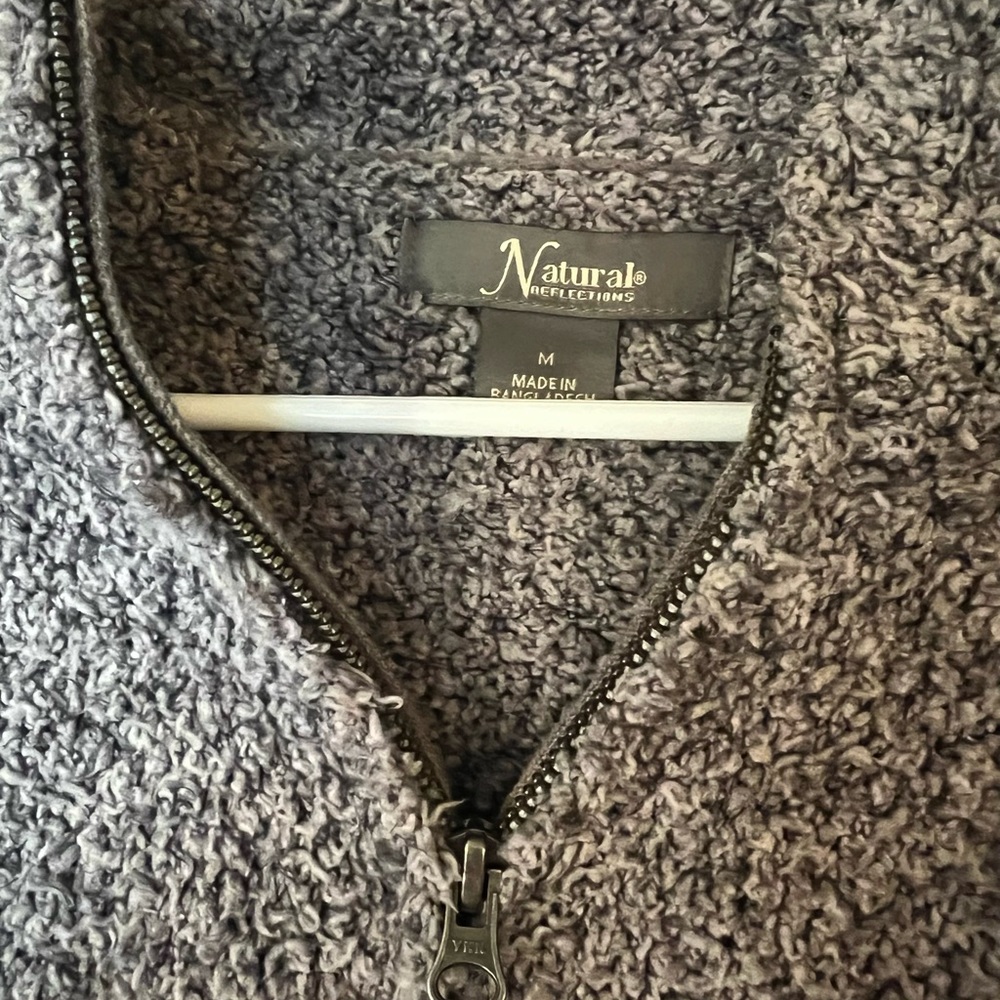 Natural Reflections Pullover Bundle. - image 3